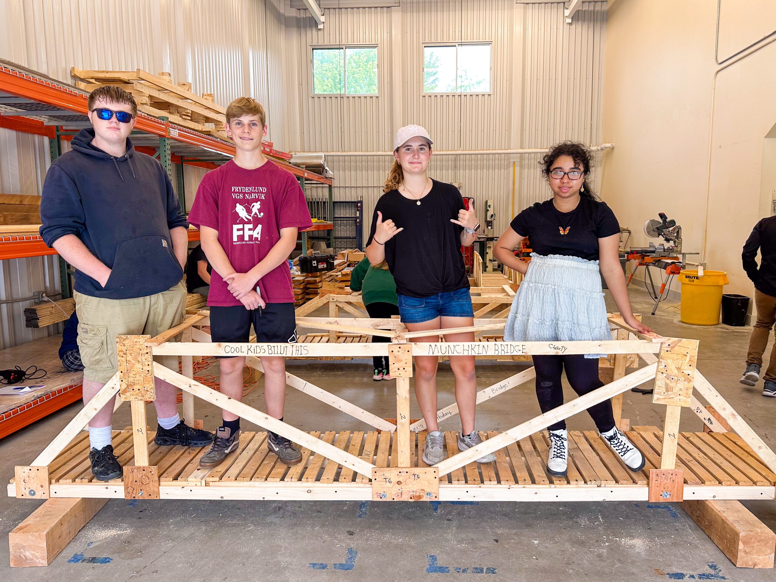 Engineering Students Build Bridge 2023